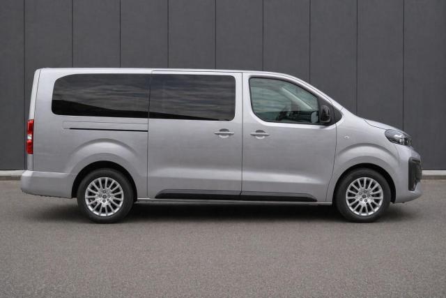 Peugeot Traveller image 9