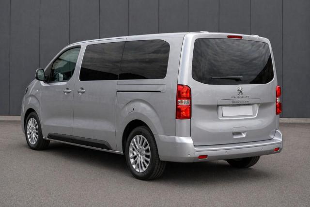 Peugeot Traveller image 8
