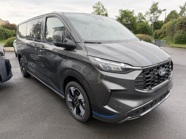 Ford Transit Custom image 6