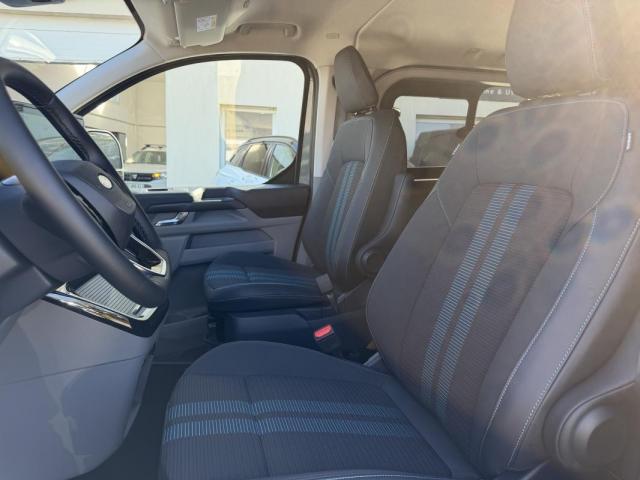 Ford Transit Custom image 8