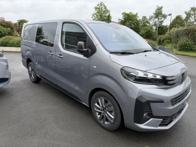 Peugeot Expert image 2