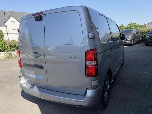 Citroen Jumpy image 8