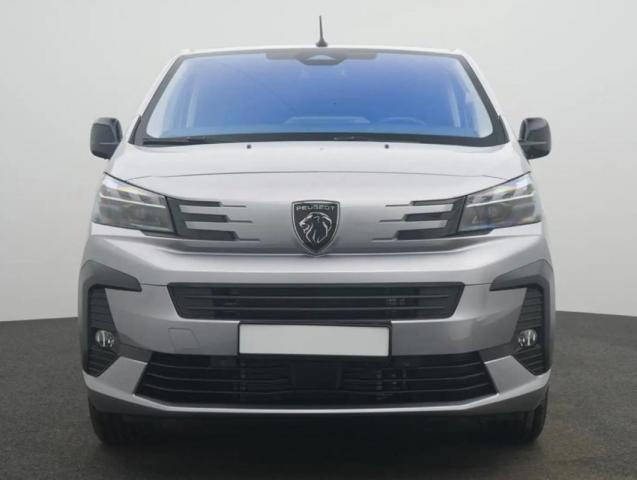 Peugeot Traveller image 9
