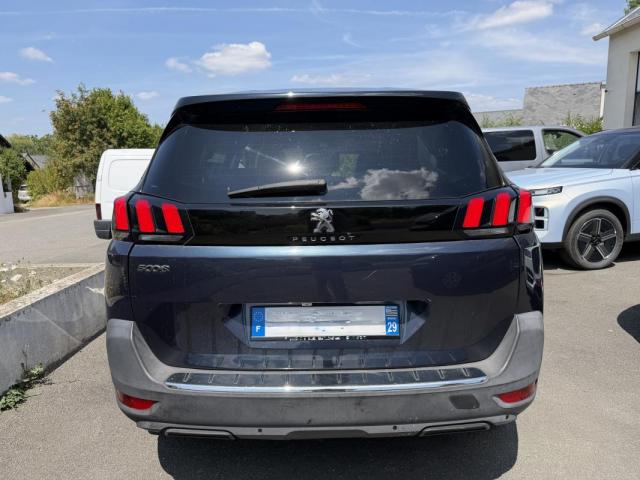 Peugeot 5008 image 4
