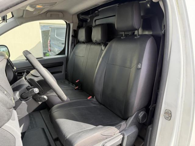 Citroen Jumpy image 8