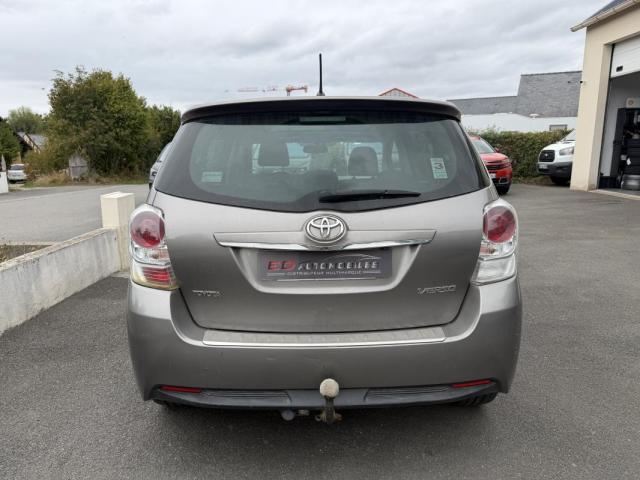 Toyota Verso image 6