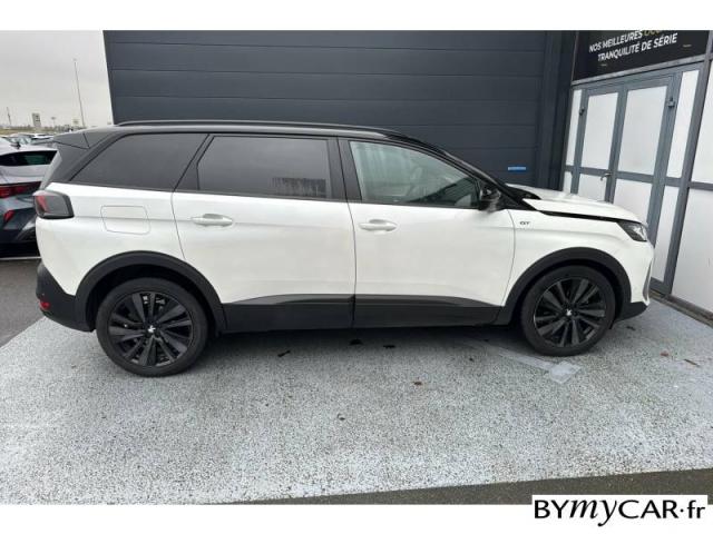 Peugeot 5008 image 2