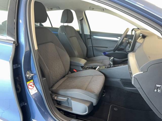 Volkswagen Golf image 9