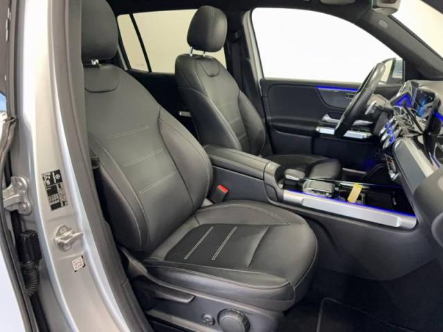 Mercedes Benz Glb image 2