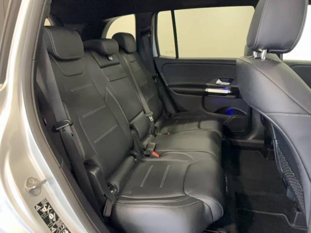 Mercedes Benz Glb image 9