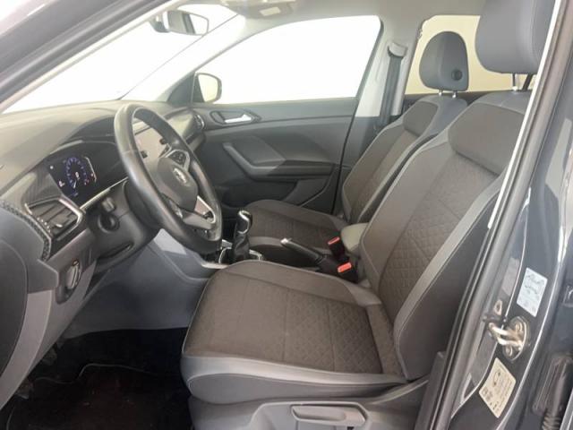 Volkswagen T-Cross image 2
