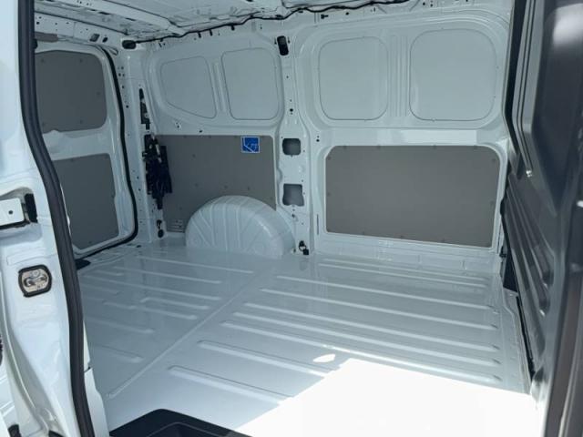 Volkswagen Transporter image 7