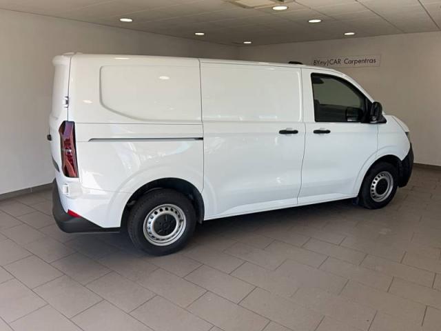 Volkswagen Transporter image 7