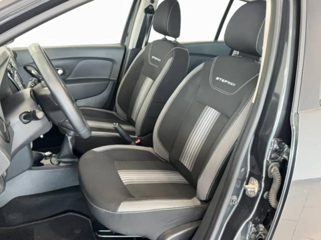 Dacia Sandero image 6