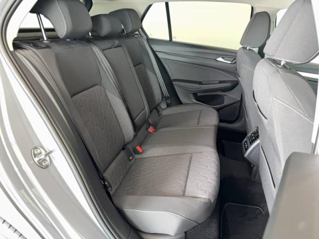 Volkswagen Golf image 7