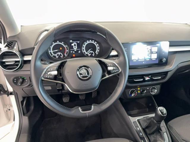 Skoda Fabia image 8