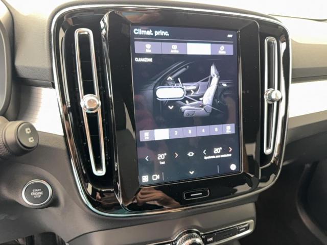 Volvo Xc40 image 7