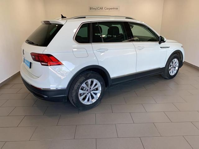 Volkswagen Tiguan image 9