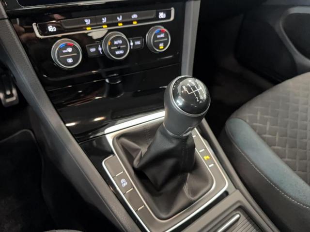 Volkswagen Golf image 1