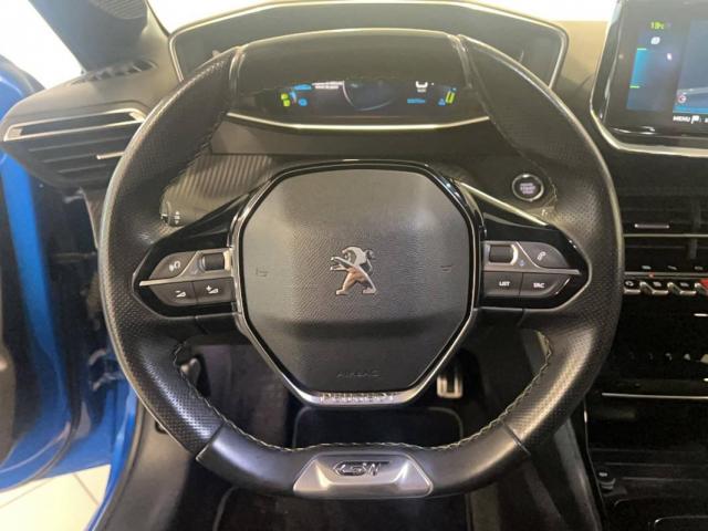 Peugeot 208 image 1