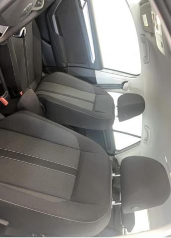 Volkswagen T-Roc image 4
