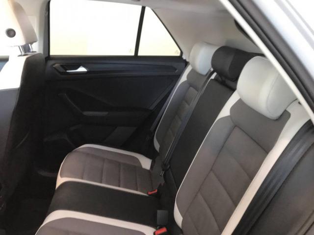 Volkswagen T-Roc image 2