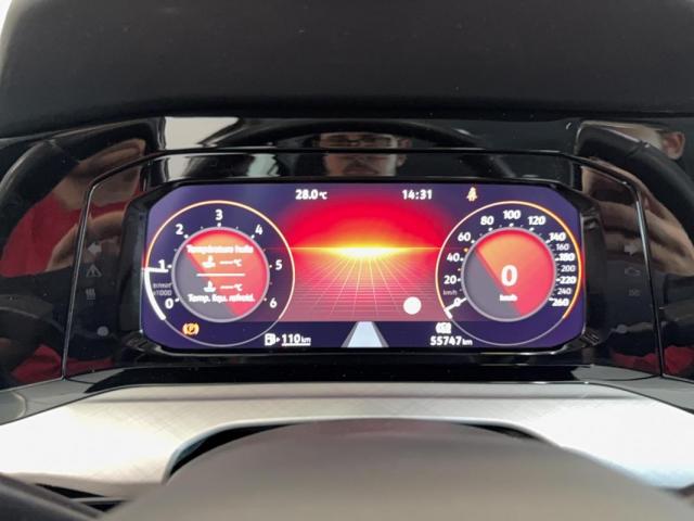 Volkswagen Golf Sw image 2