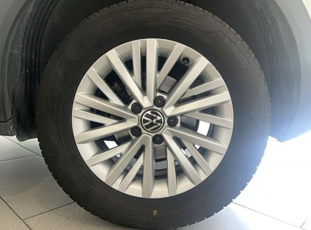 Volkswagen T-Roc image 2