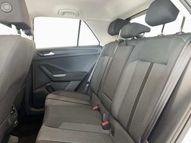 Volkswagen T-Roc image 9