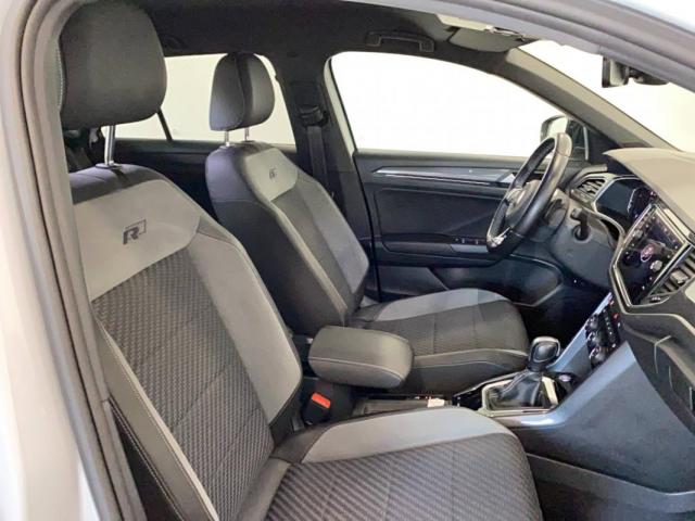 Volkswagen T-Roc image 2