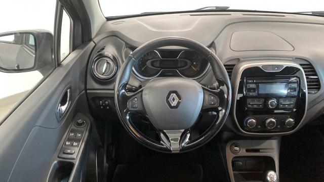 Renault Captur image 1