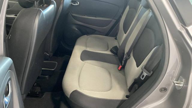 Renault Captur image 7