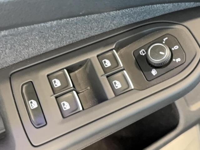 Volkswagen Golf image 2