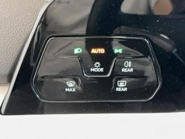 Volkswagen Golf image 1