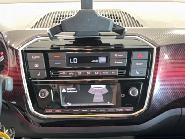 Volkswagen Up! image 4