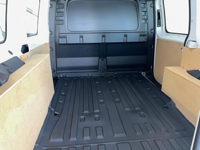 Volkswagen Caddy image 6