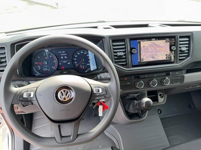Volkswagen Crafter image 7