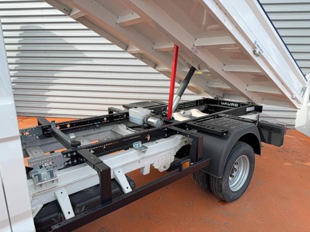 Volkswagen Crafter image 4