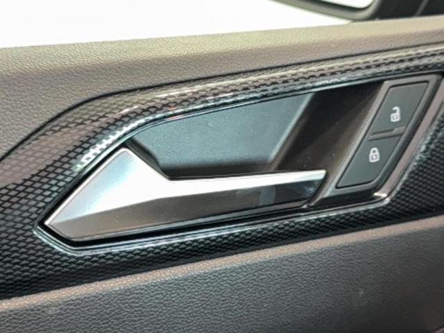 Volkswagen Polo image 6