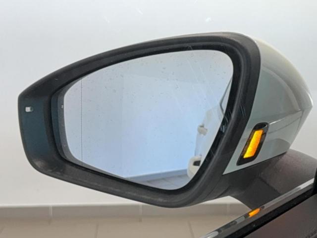 Volkswagen Tiguan image 7