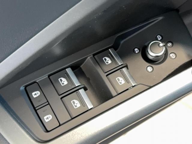 Audi Q3 image 1