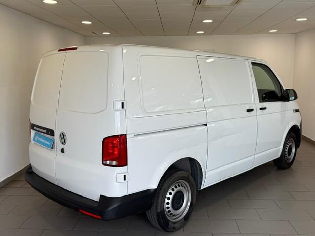 Volkswagen Transporter image 9