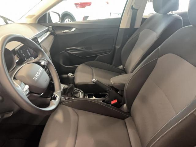 Skoda Fabia image 8