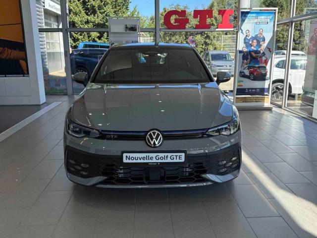 Volkswagen Golf image 8