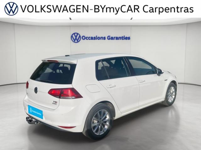 Volkswagen Golf image 9