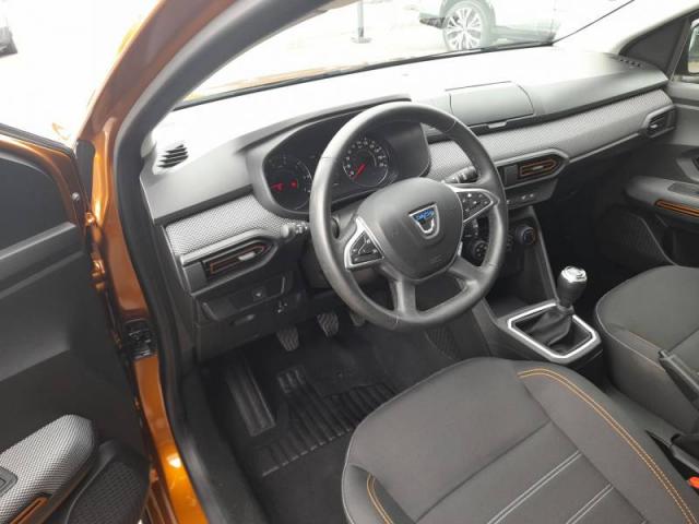 Dacia Sandero image 2