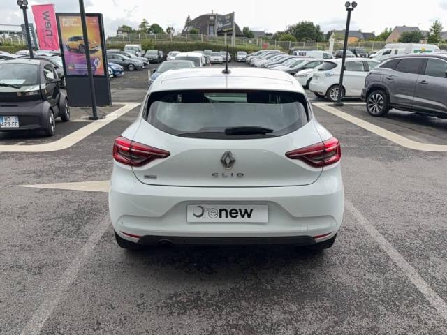 Renault Clio image 8