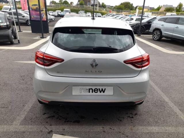 Renault Clio image 2