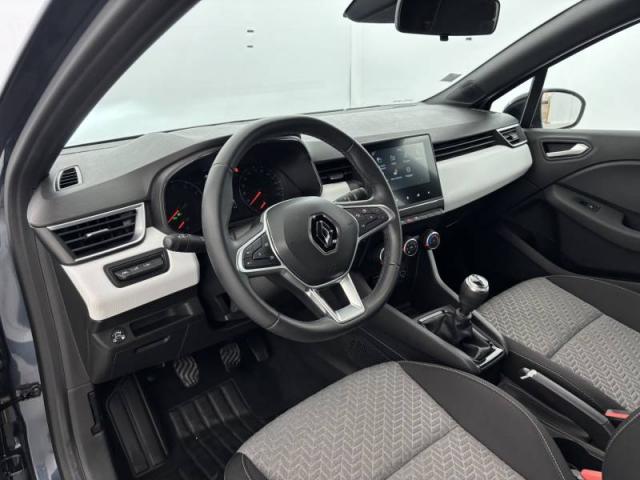 Renault Clio image 1