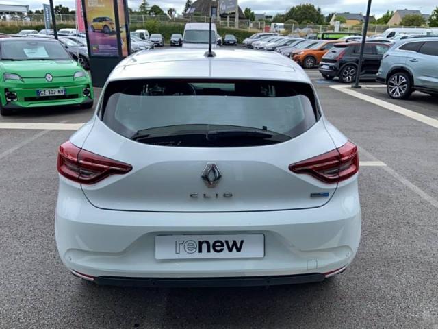 Renault Clio image 2